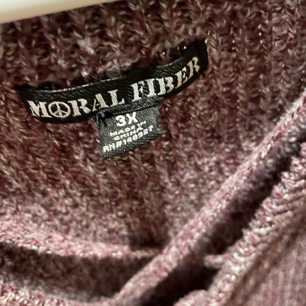 Sweater - Picture 2 of 3